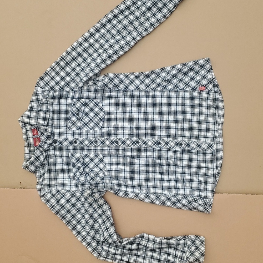 Eastern Mountain Sports Women's Medium Flannel, black and white plaid